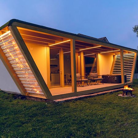Holiday House Hona Lux Velike Lasce المظهر الخارجي الصورة