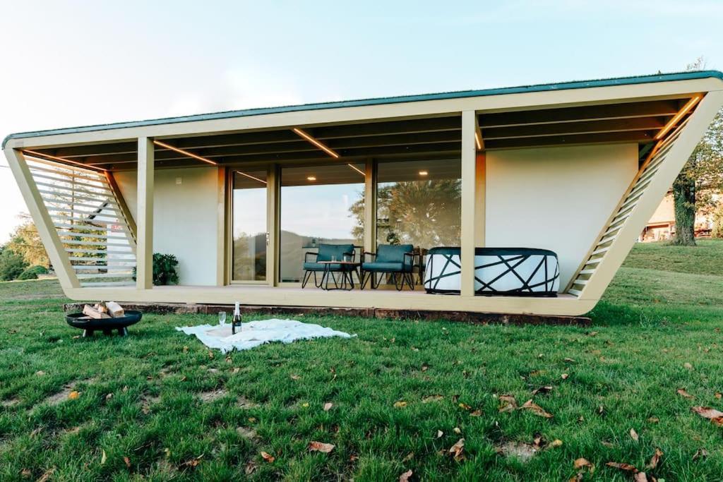 Holiday House Hona Lux Velike Lasce المظهر الخارجي الصورة