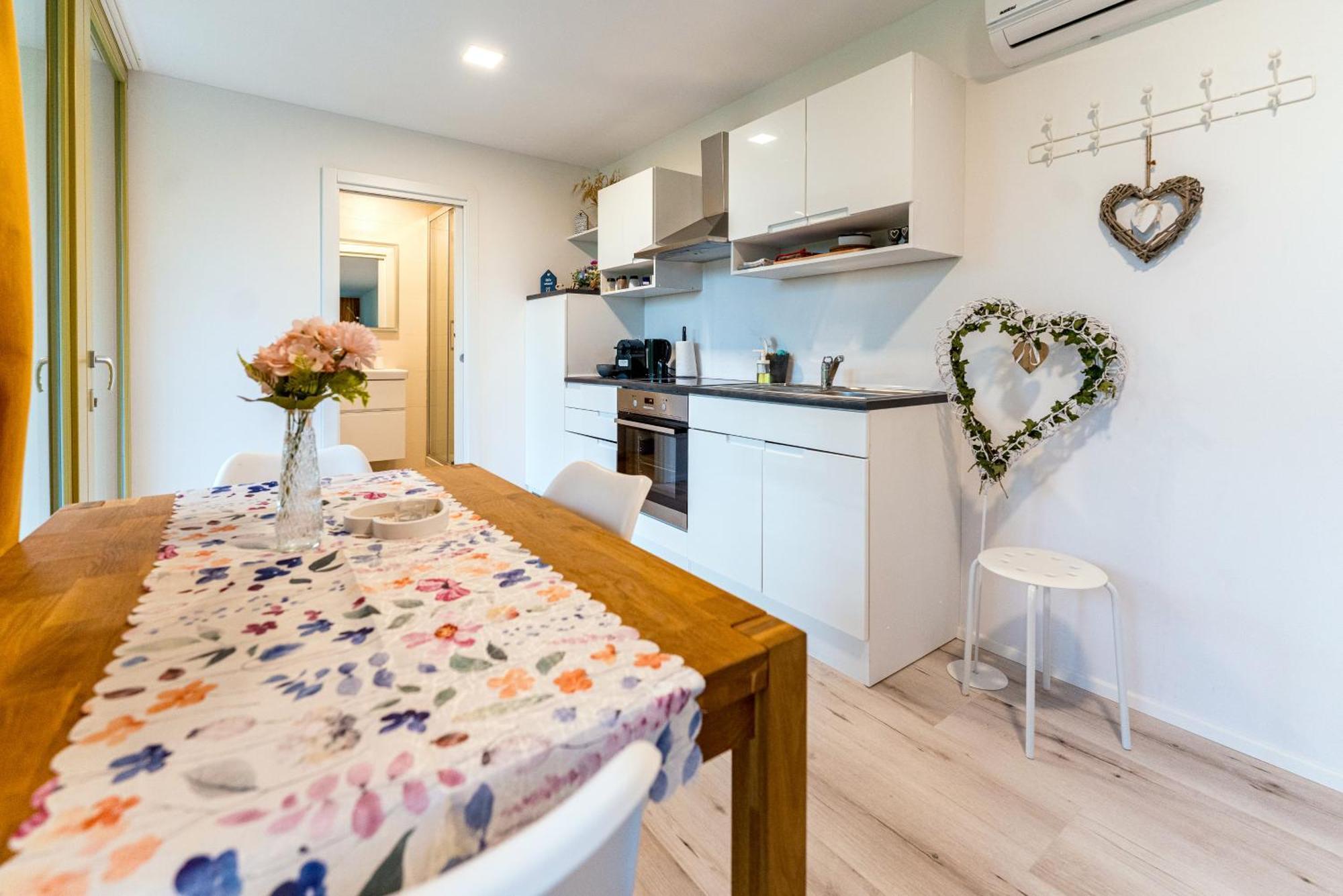 Holiday House Hona Lux Velike Lasce المظهر الخارجي الصورة