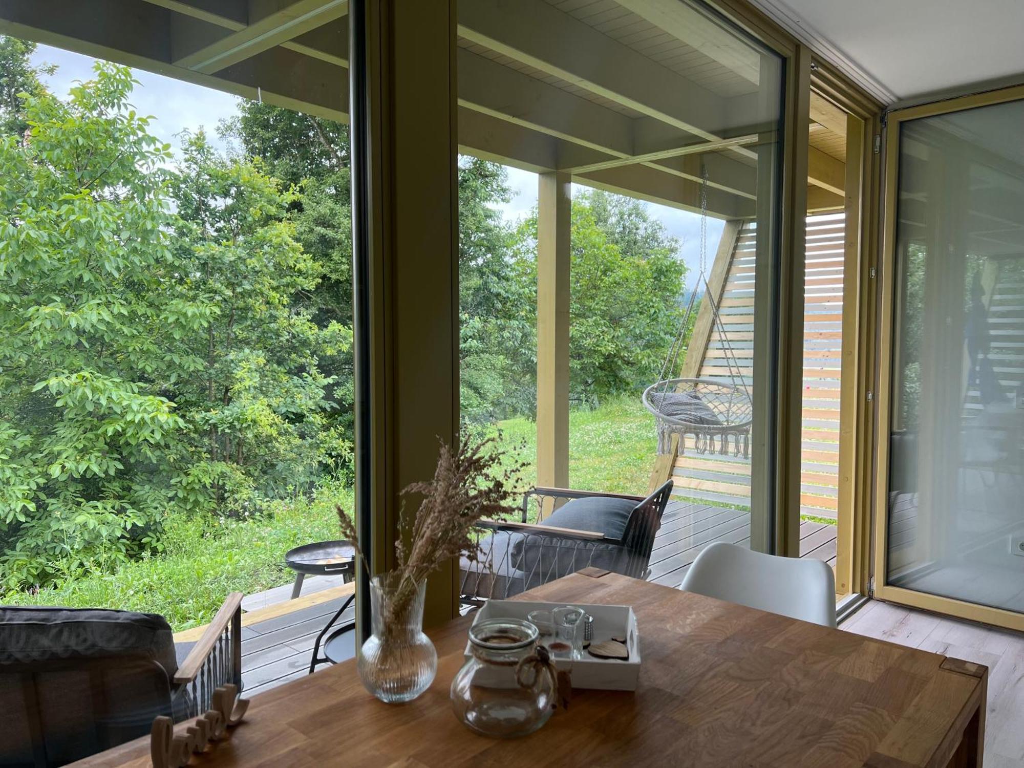 Holiday House Hona Lux Velike Lasce الغرفة الصورة